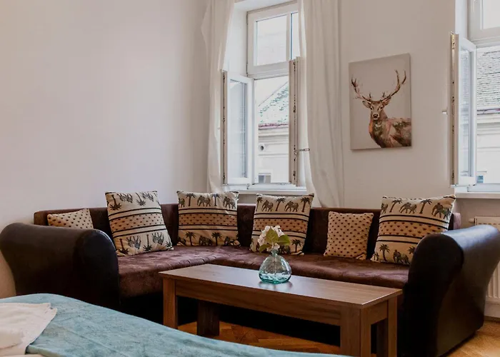 2br With King Beds & Wi-fi - Long דירה *