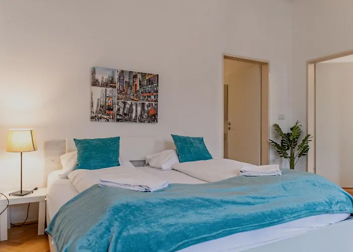 דירה 2br With King Beds & Wi-fi - Long