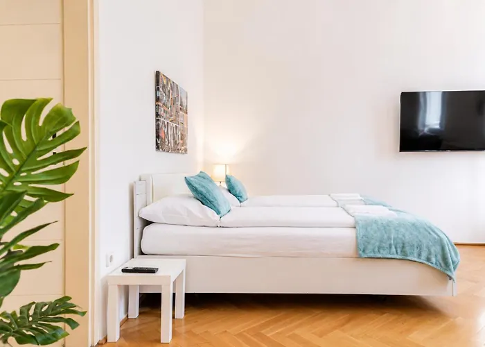 2br With King Beds & Wi-fi - Long *