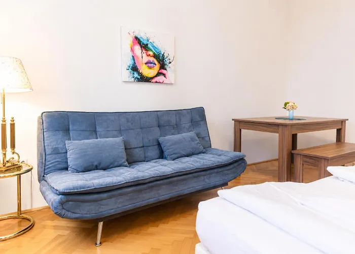דירה 2br With King Beds & Wi-fi - Long וינה